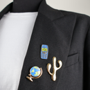 20003_20016_20032_pin_old_mobile_phone_globe_cactus
