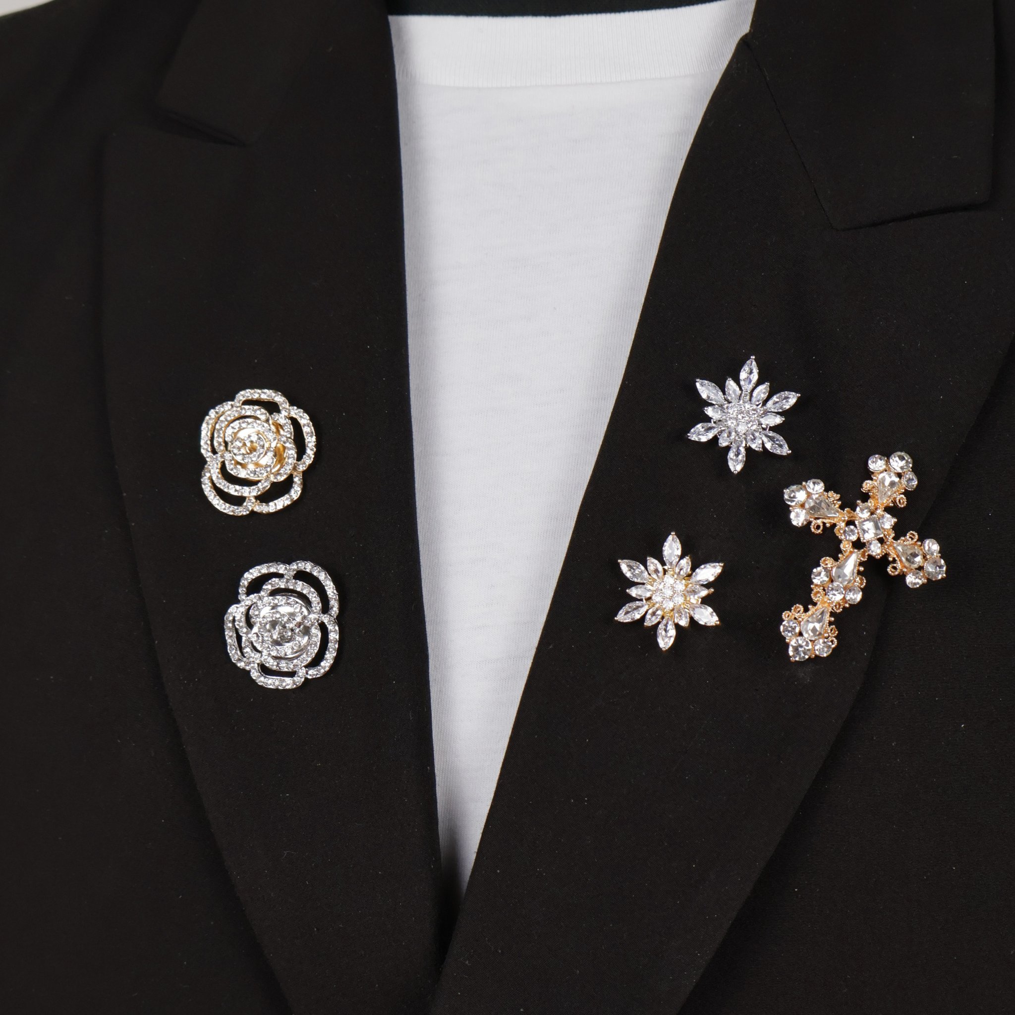 Brooches magnet and pin on black blazer